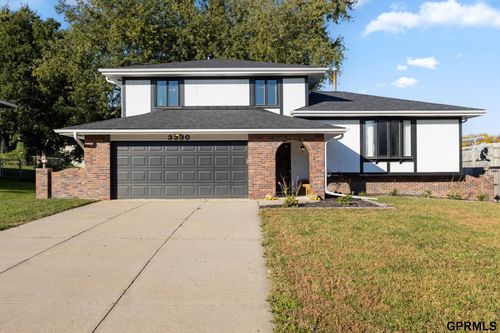 3330 S 157 Street, Omaha, NE, 68130 | Card Image