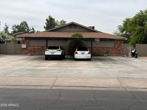 2931 E Beck Ln, Phoenix, AZ, 85032-7927 | Card Image