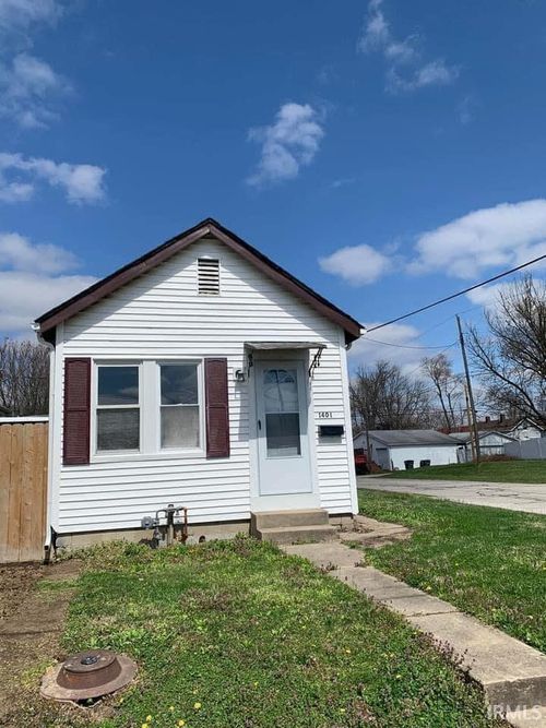 1401 Cedar St, Evansville, IN, 47710-2829 | Card Image