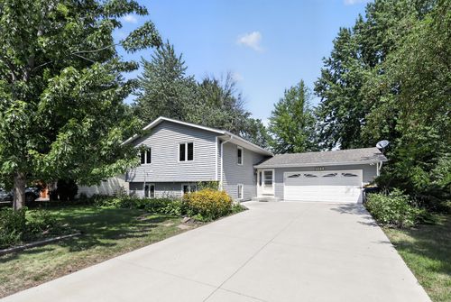3245 147th St W, Rosemount, MN, 55068-4307 | Card Image