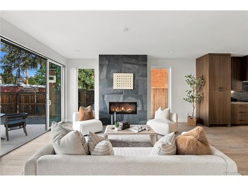 831 S Washington St, Denver, CO, 80209-4313 | Card Image