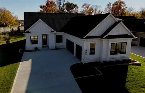 605 Pelican Dr, Polk City, IA, 50226-1426 | Card Image