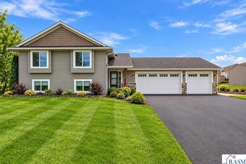 822 Deer Path, Montgomery, MN, 56069-2501 | Card Image
