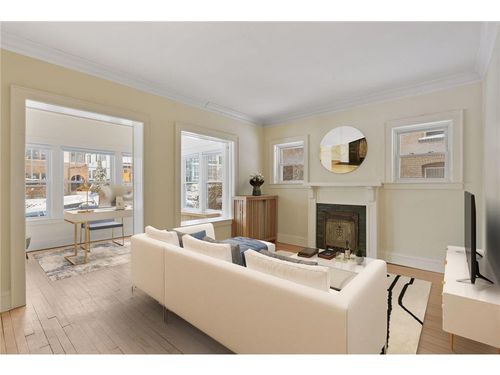 apt-4-1941 Fremont Ave S, MINNEAPOLIS, MN, 55403-2939 | Card Image