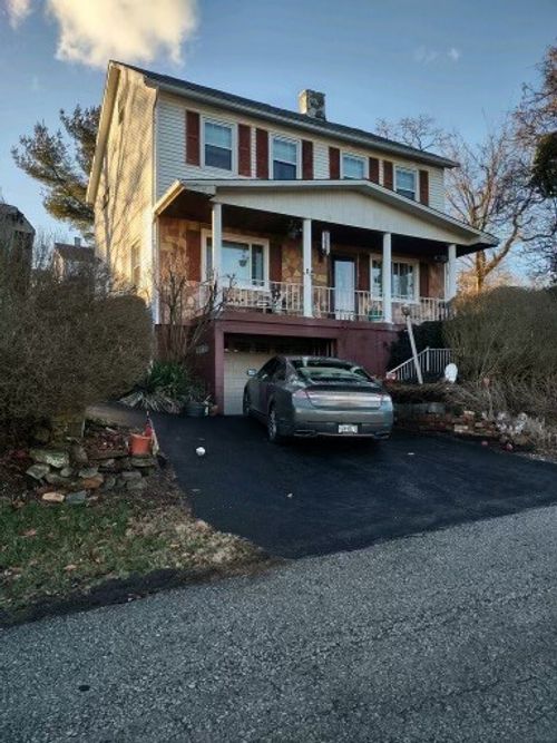 269 Maple St, Rillton, PA, 15678-2715 | Card Image