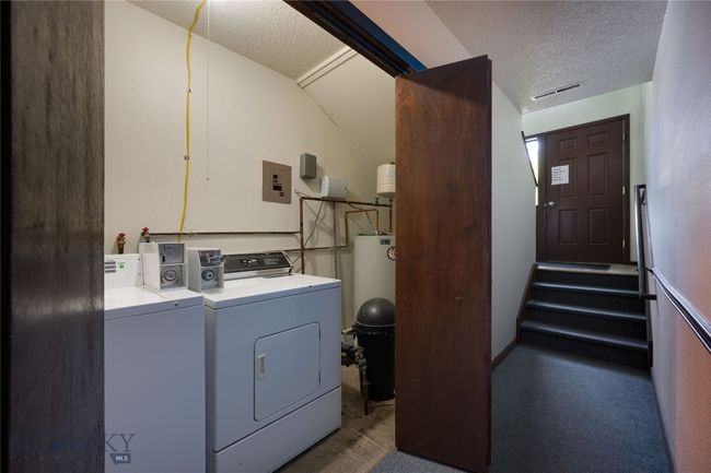 Shared Laundry Area | Image 27