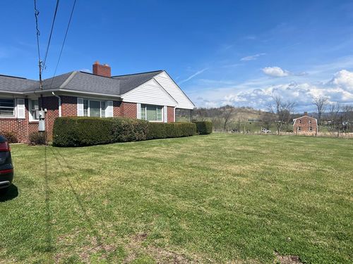 447 Lee Hwy, Marion, VA, 24354-6156 | Card Image