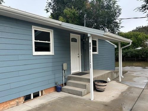 801 Galveston Ave, hot springs, SD, 57747-2815 | Card Image