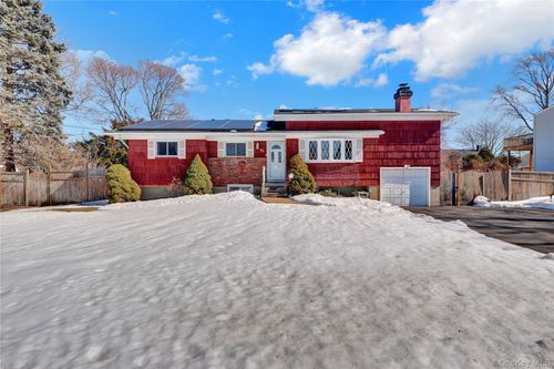 43 Westchester Ave, West Babylon, NY, 11704-3316 | Card Image