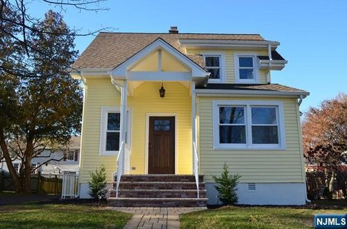 179 Scharer Ave, Northvale, NJ, 07647-1827 | Card Image
