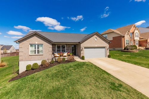 7500 Harvestdale Ln, Florence, KY, 41042-7780 | Card Image