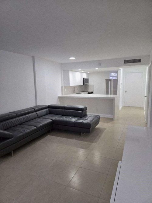 apt-138-1333 E Hallandale Beach Blvd, Hallandale Beach, FL, 33009-4604 | Card Image