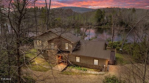 342 Ripshin Lake Rd, Roan Mountain, TN, 37687-3767 | Card Image