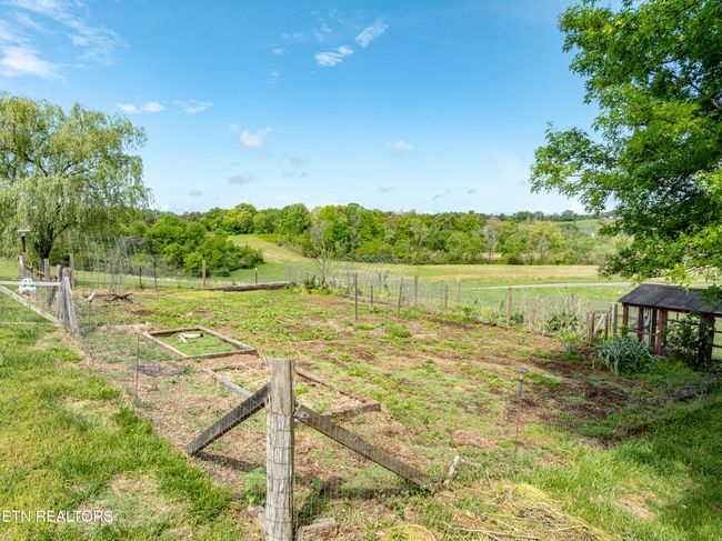 7649 Ray Ln, House other with 3 bedrooms, 2 bathrooms and null parking in Maryville TN | Image 52