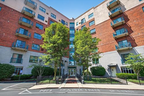 apt-312-175 Cottage St, Chelsea, MA, 02150-3311 | Card Image