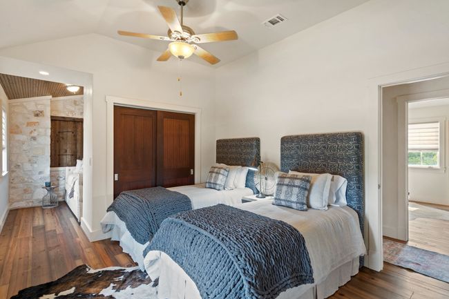 2194 Boot Ranch Cir, House other with 6 bedrooms, 7 bathrooms and null parking in Fredericksburg TX | Image 25