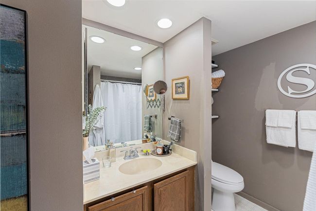 91 Glen Dr, Condo with 2 bedrooms, 2 bathrooms and null parking in Worthington OH | Image 26