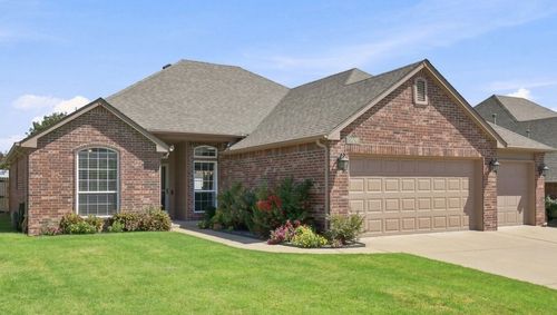 7424 Indianola St, Broken Arrow, OK, 74014-7323 | Card Image