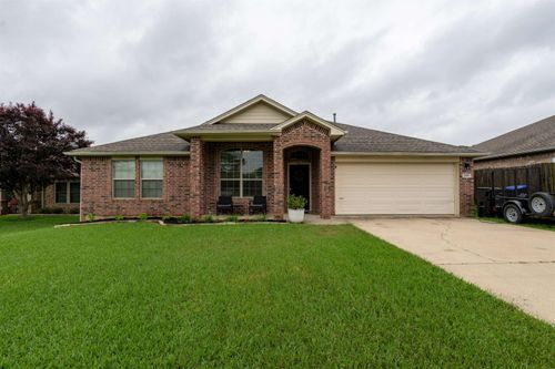 2026 Cumberland Dr, Longview, TX, 75601-3411 | Card Image