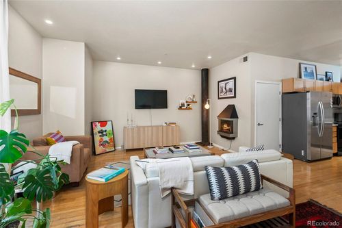 4-l-3225 Blake Street, Denver, CO, 80205 | Card Image