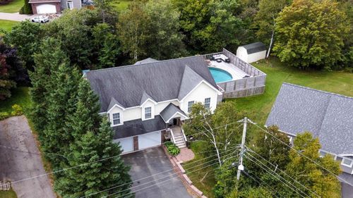 44 Ferndell Cres, Sydney, NS, B1S3C6 | Card Image