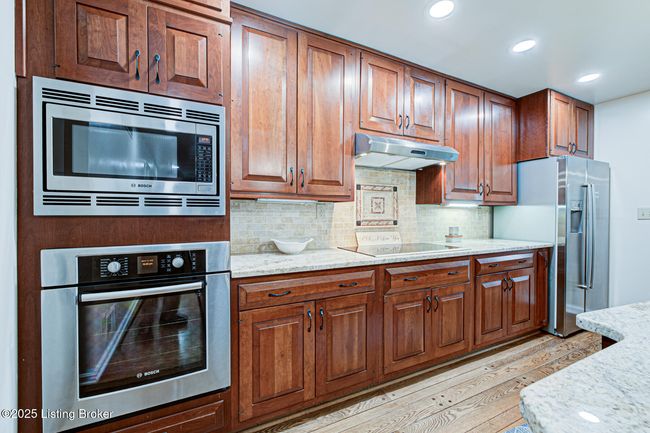 1014 Old Mill Stream Ln, House other with 5 bedrooms, 4 bathrooms and null parking in Shepherdsville KY | Image 11
