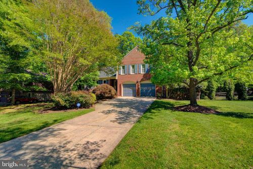 44 Carrollton Rd, STERLING, VA, 20165-5627 | Card Image