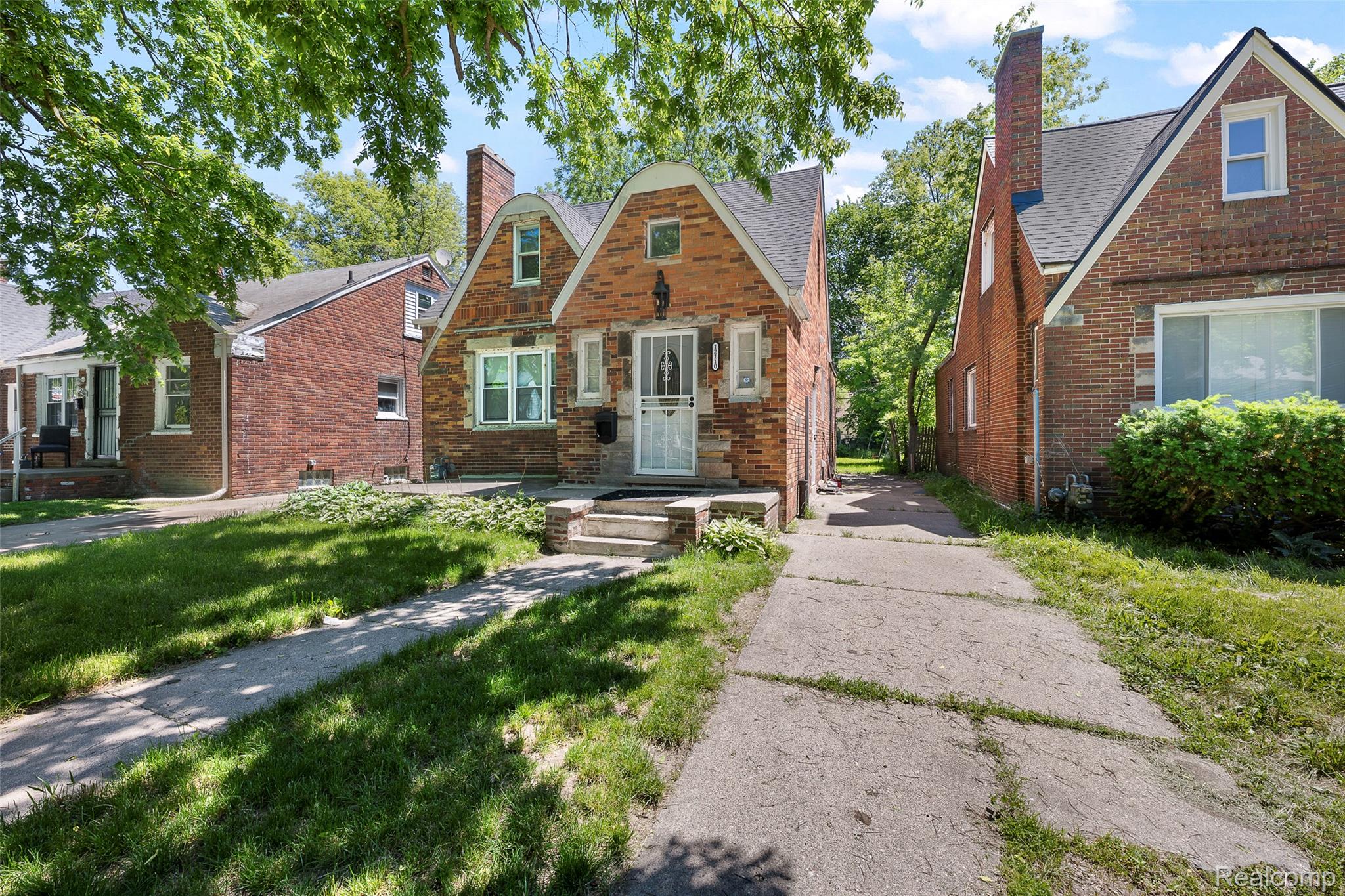 Residential in Detroit 4