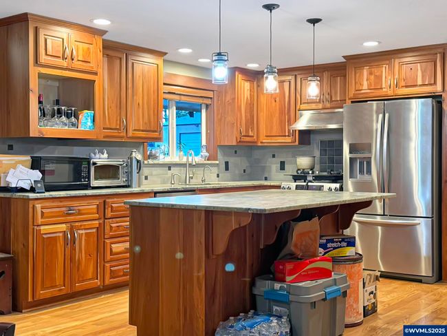 38653 Robinson Dr, House other with 4 bedrooms, 3 bathrooms and null parking in Scio OR | Image 5