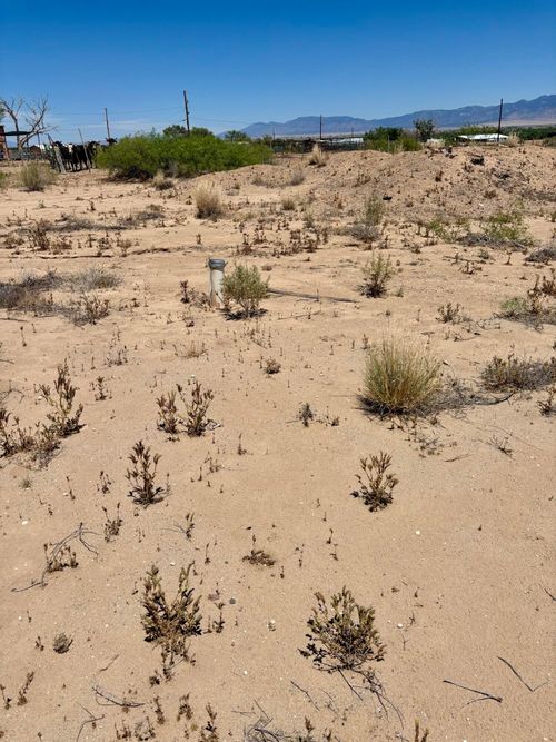 47 Cemetery Rd, Belen, NM, 87002 | Card Image