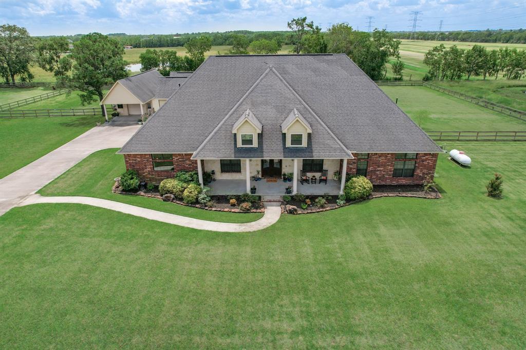 Dustin Ln, Crosby, TX 77532