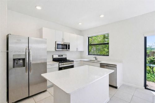 23447 Sw 127th Pl, Homestead, FL, 33032-9215 | Card Image