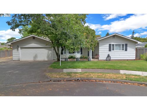 1635 Adkins St, Eugene, OR, 97401-5002 | Card Image