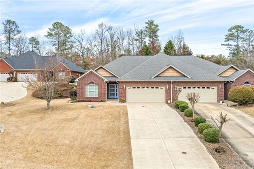 201 Falling Leaf Ln, Auburn, AL, 36832-7818 | Card Image
