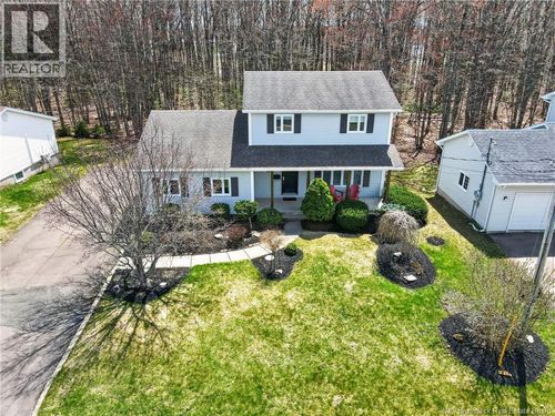 44 Morewood Cres, Moncton, NB, E1A6L6 | Card Image