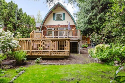 2829 Lower Road, Roberts Creek, BC, V0N2W4 | Card Image