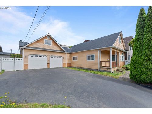 2021 Meade St, North Bend, OR, 97459-3342 | Card Image