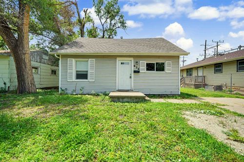 626 S 2nd St, Salina, KS, 67401-4154 | Card Image