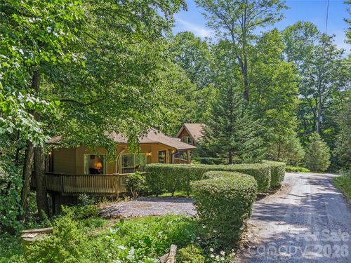 284 Simmons Ridge Road, Spruce Pine, NC, 28705 | Card Image