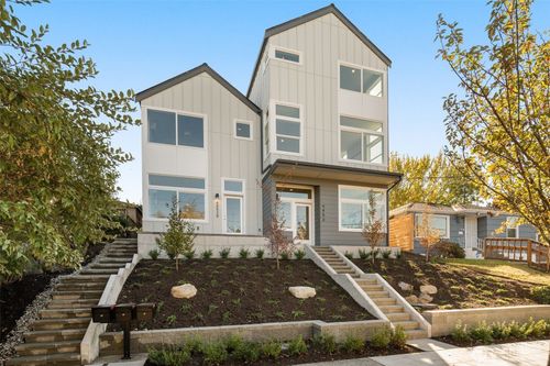 4853 S Findlay Street, Seattle, WA, 98118 | Card Image