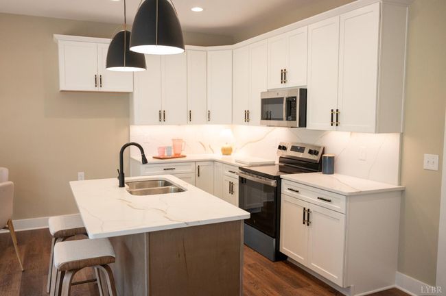57 Luke Ct, Townhouse with 3 bedrooms, 3 bathrooms and null parking in Rustburg VA | Image 10