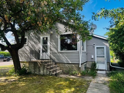 4624 49 Avenue, Vermilion, AB, T9X1R7 | Card Image