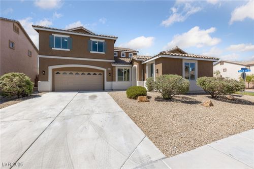 3917 Grant Hill Ave, North Las Vegas, NV, 89081-6647 | Card Image