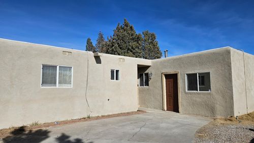 5741 Hanover Road Nw, Albuquerque, NM, 87105 | Card Image