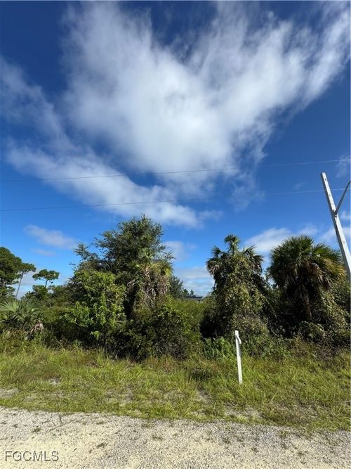 3006 73rd St W, LEHIGH ACRES, FL, 33971 | Card Image