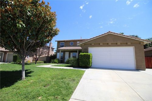 35222 Azalea, Winchester, CA, 92596 | Card Image