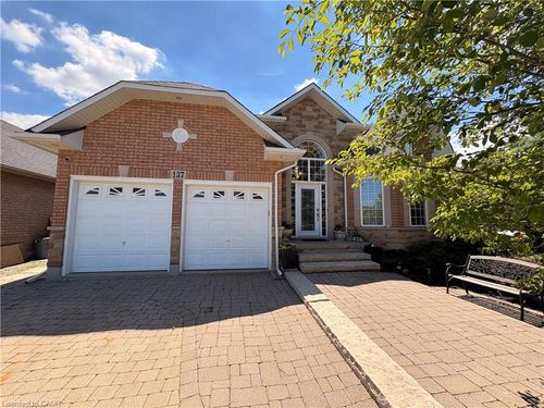 137 Pinehill Dr, Hannon, ON, L0R1P0 | Card Image