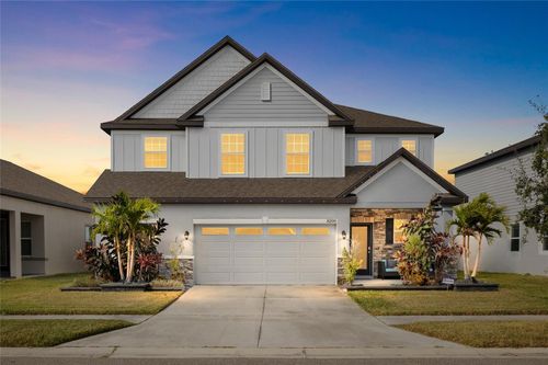 8209 Abby Brooks Cir, WESLEY CHAPEL, FL, 33545-2237 | Card Image