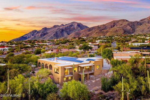6801 N Green Mountain Place, Tucson, AZ, 85718 | Card Image