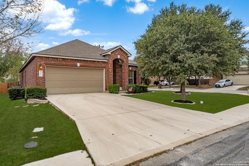 3502 Penta Flds, Converse, TX, 78109-3677 | Card Image